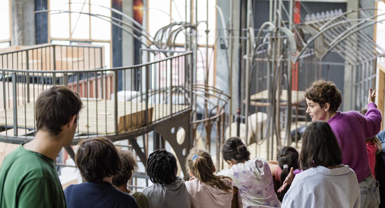 Char de la parade en construction